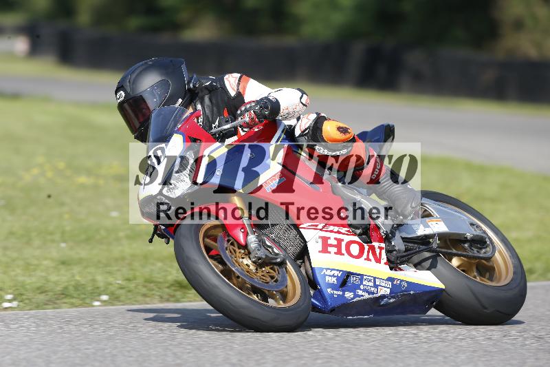 /45 10.08.2025 Plüss Moto Sport ADR/Einsteiger/730